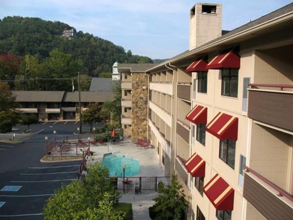 Howard Johnson By Wyndham Downtown Gatlinburg Extérieur photo